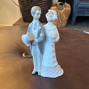 Vintage LLADRO Wedding Couple, LLADRO Bride and Groom Figurine #4808